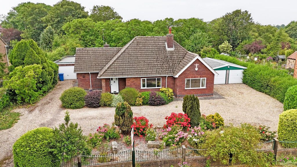 Property photo 2 of 43