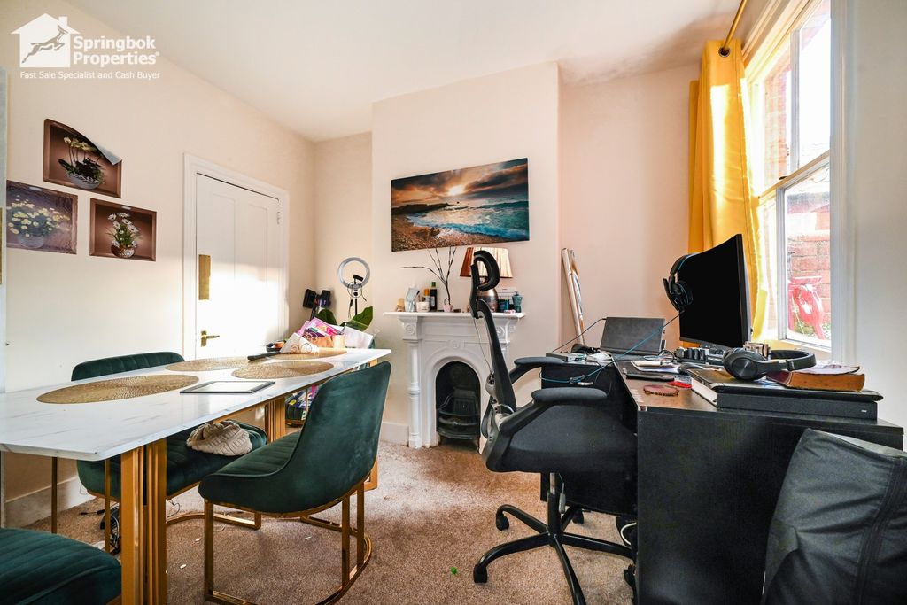 Property photo 3 of 11 Image 3