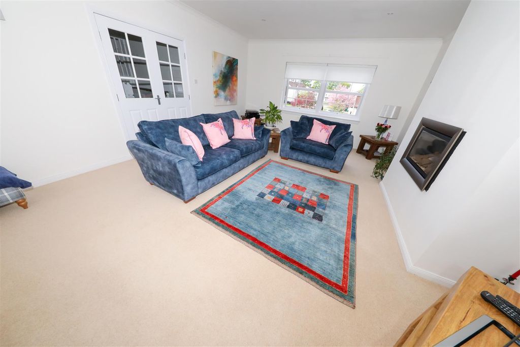 Property photo 2 of 29 B