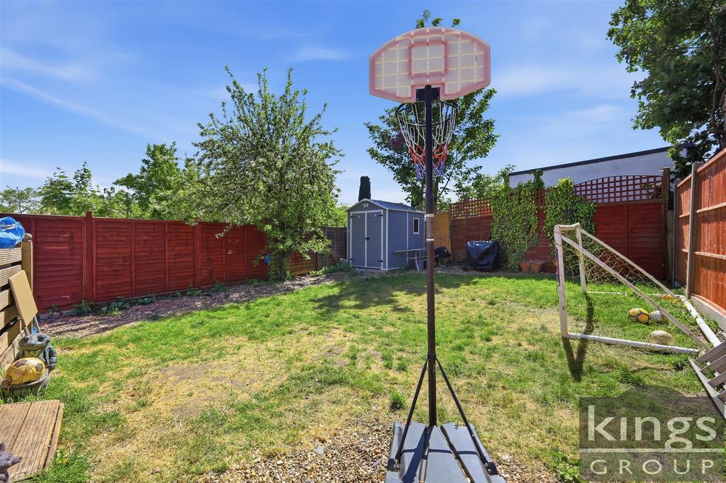 Property photo 3 of 28