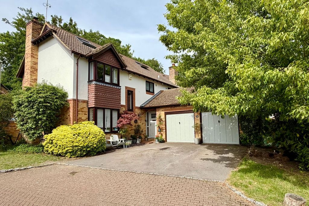 Property photo 1 of 29