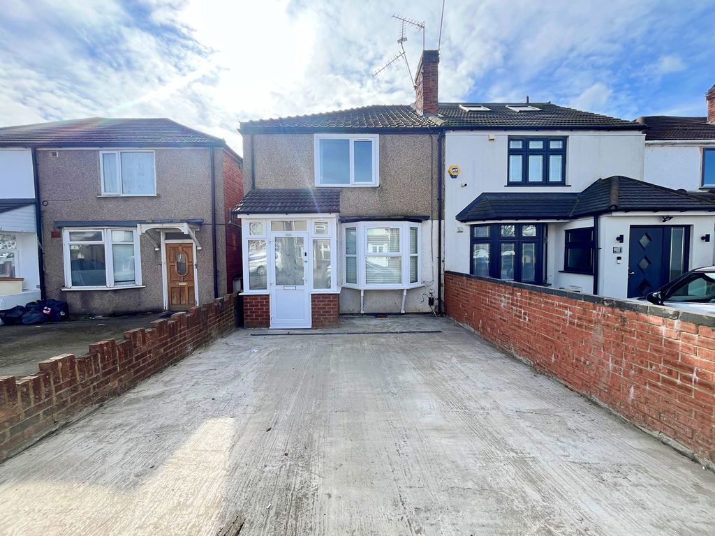 Property photo 1 of 13 Photo 14