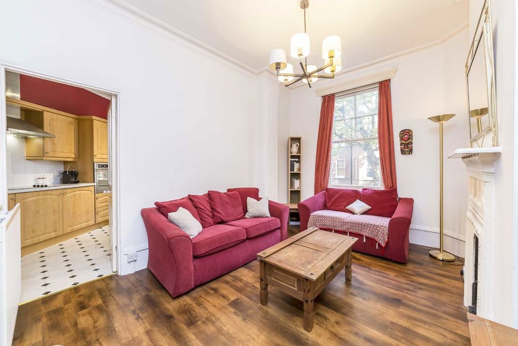 Property photo 1 of 5