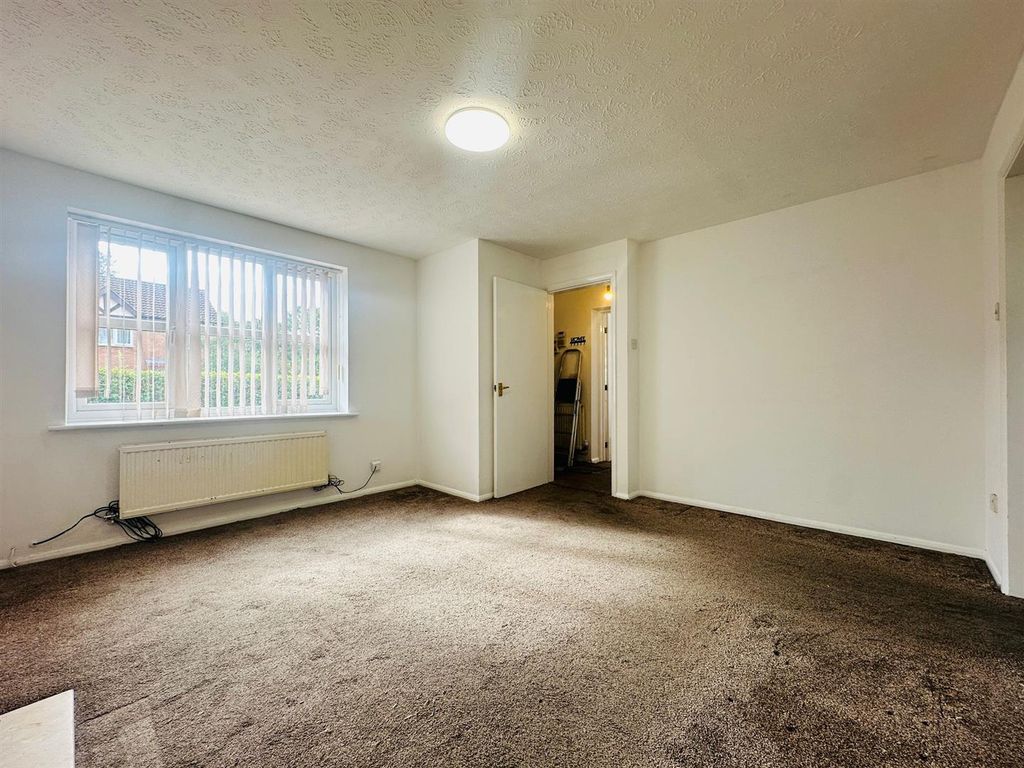 Property photo 2 of 19 Lounge / Diner