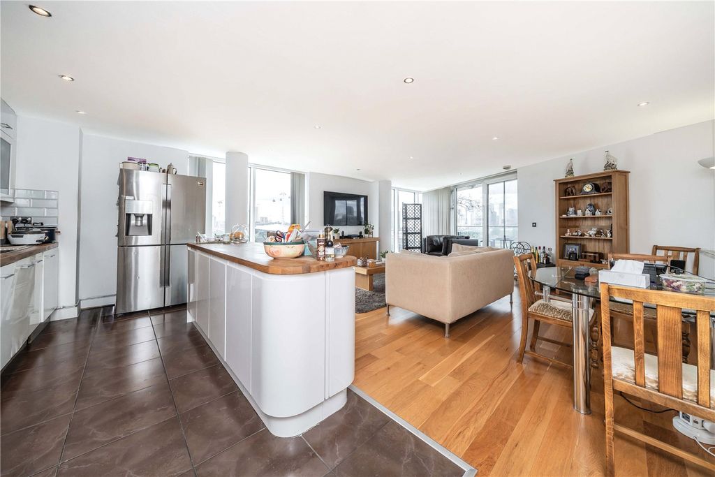 Property photo 2 of 12 Open Plan Living