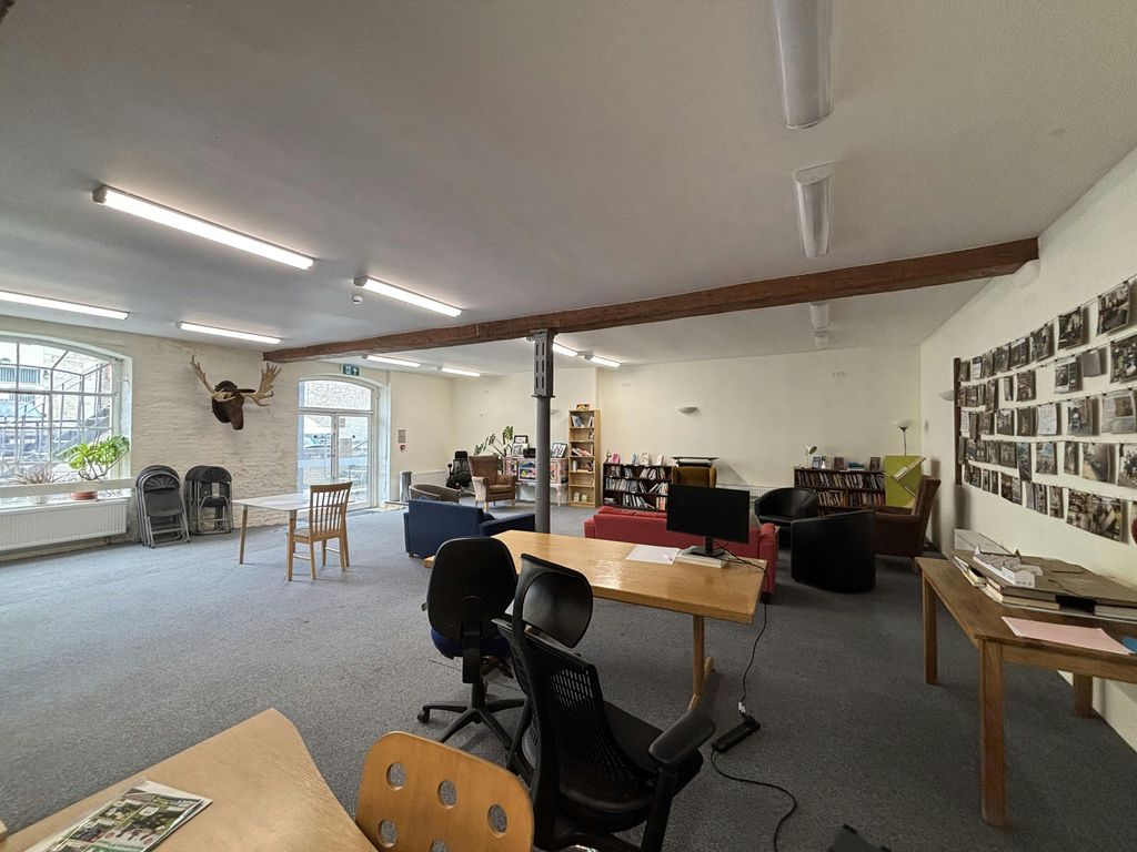 Property photo 3 of 6 Img_3225.Jpg