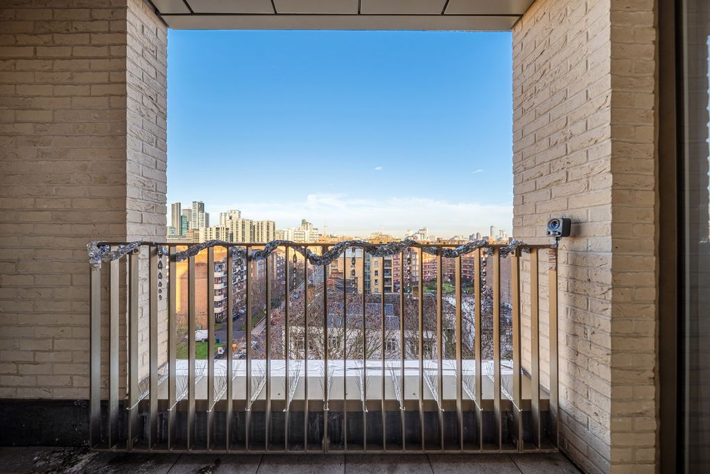 Property photo 2 of 13 Photo 2