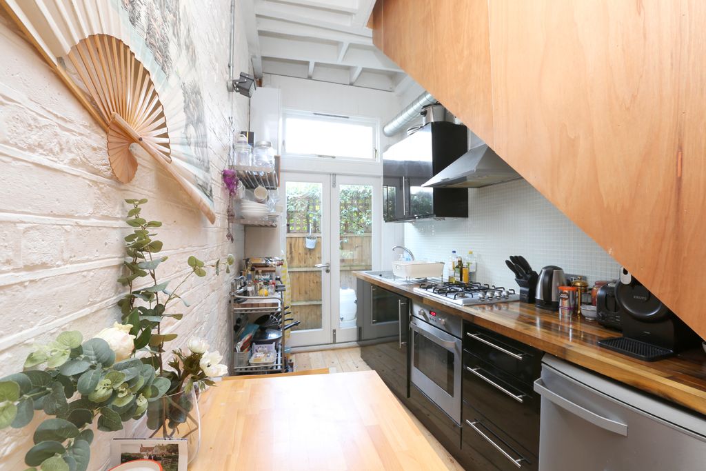 Property photo 2 of 12 Img_547_5_Original.Jpg