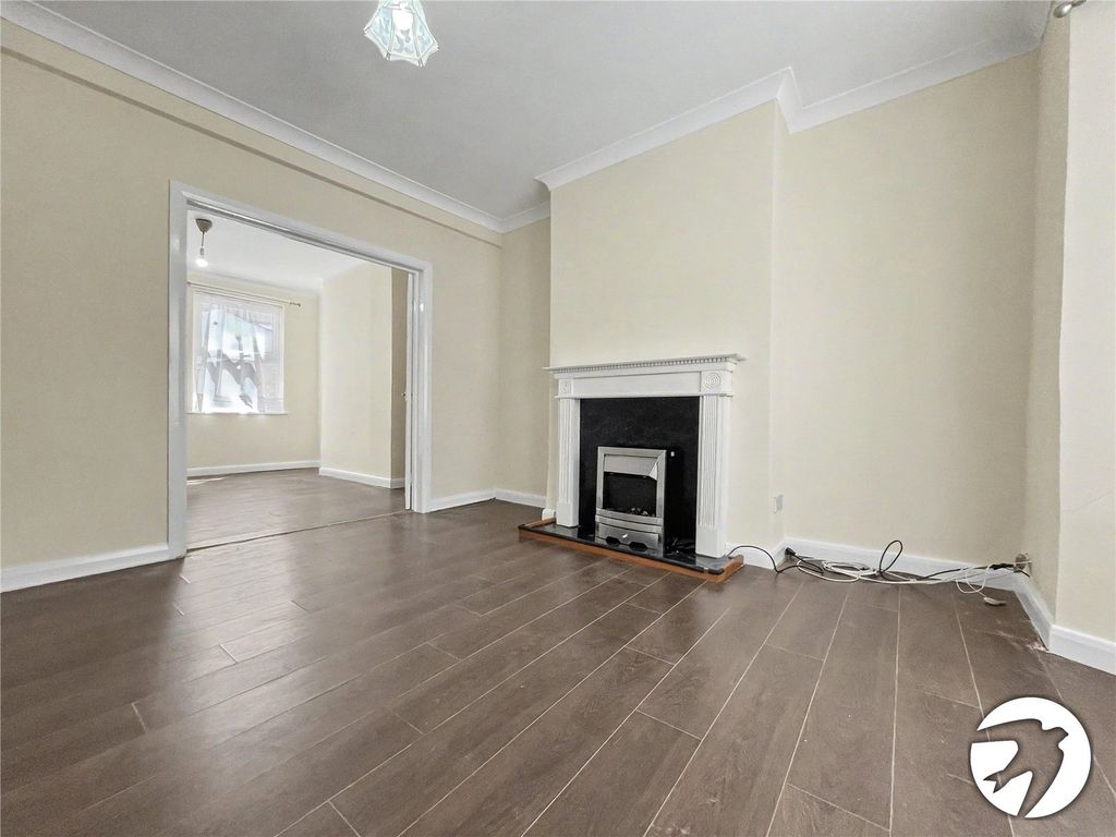 Property photo 2 of 16 Picture No. 04