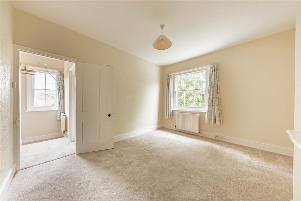 Property photo 3 of 21 L J Imaging-3.Jpg