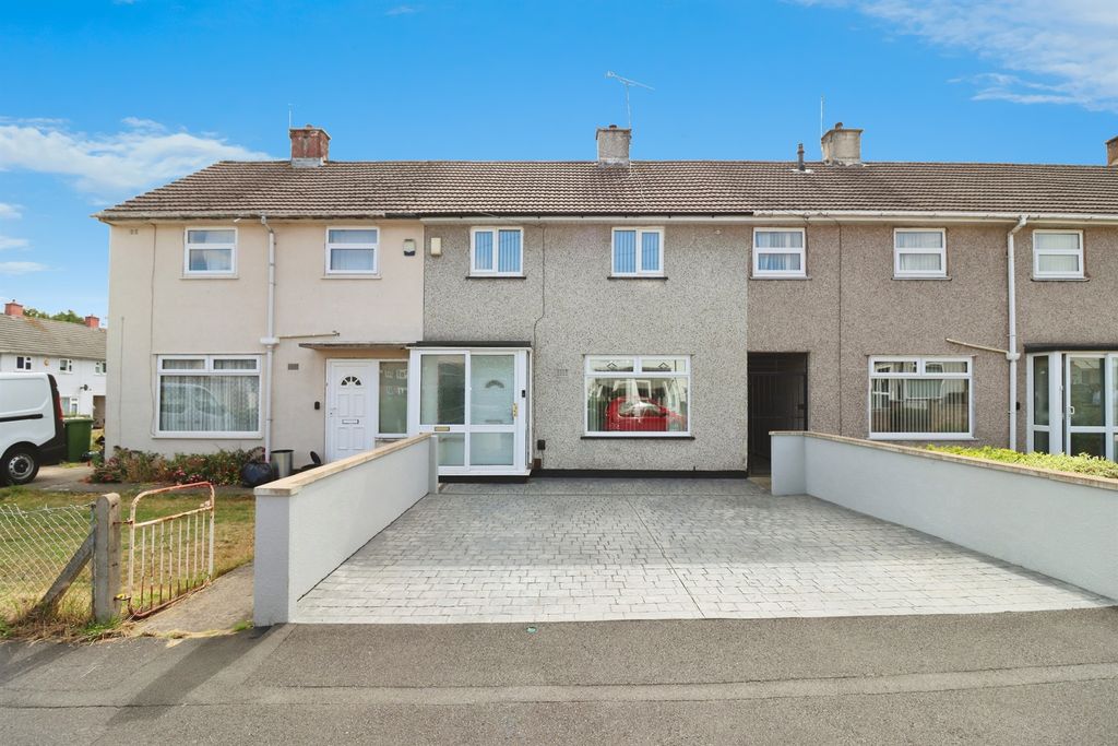 Property photo 1 of 16
