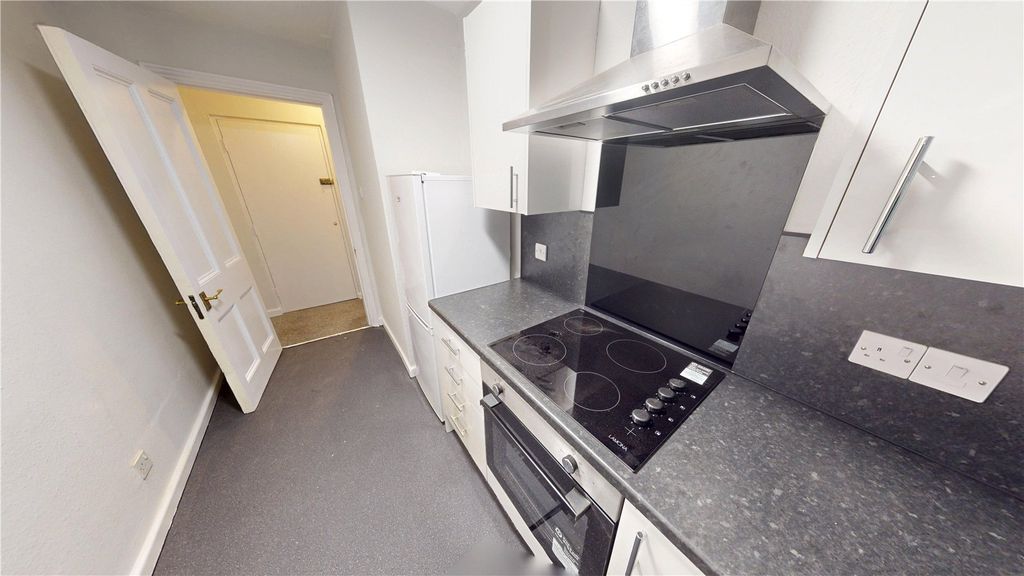 Property photo 2 of 7 Picture No. 08