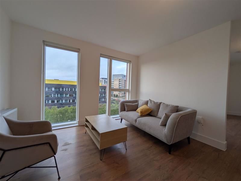 Property photo 3 of 13 Photo 13