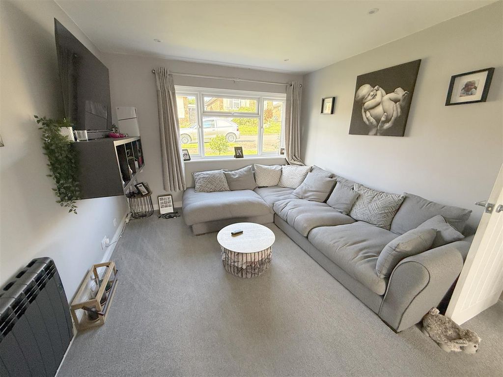 Property photo 3 of 12 Img_3036.Jpg