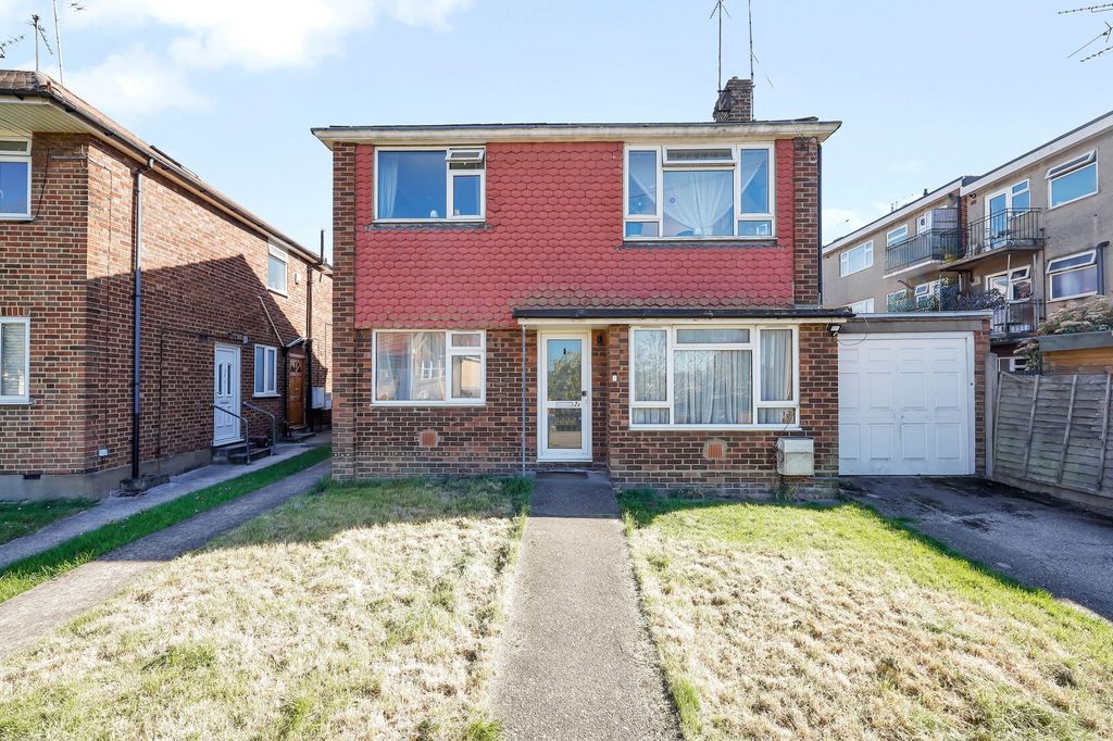 Property photo 1 of 16