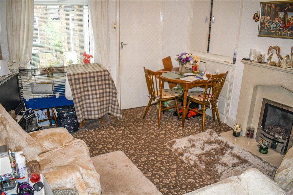 Property photo 3 of 12 Dining Room