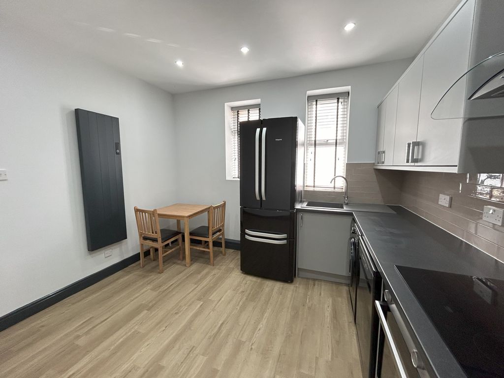 Property photo 2 of 11 Img_1776