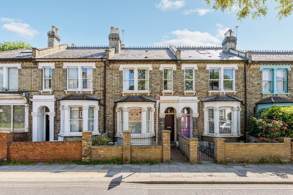 Property photo 1 of 13