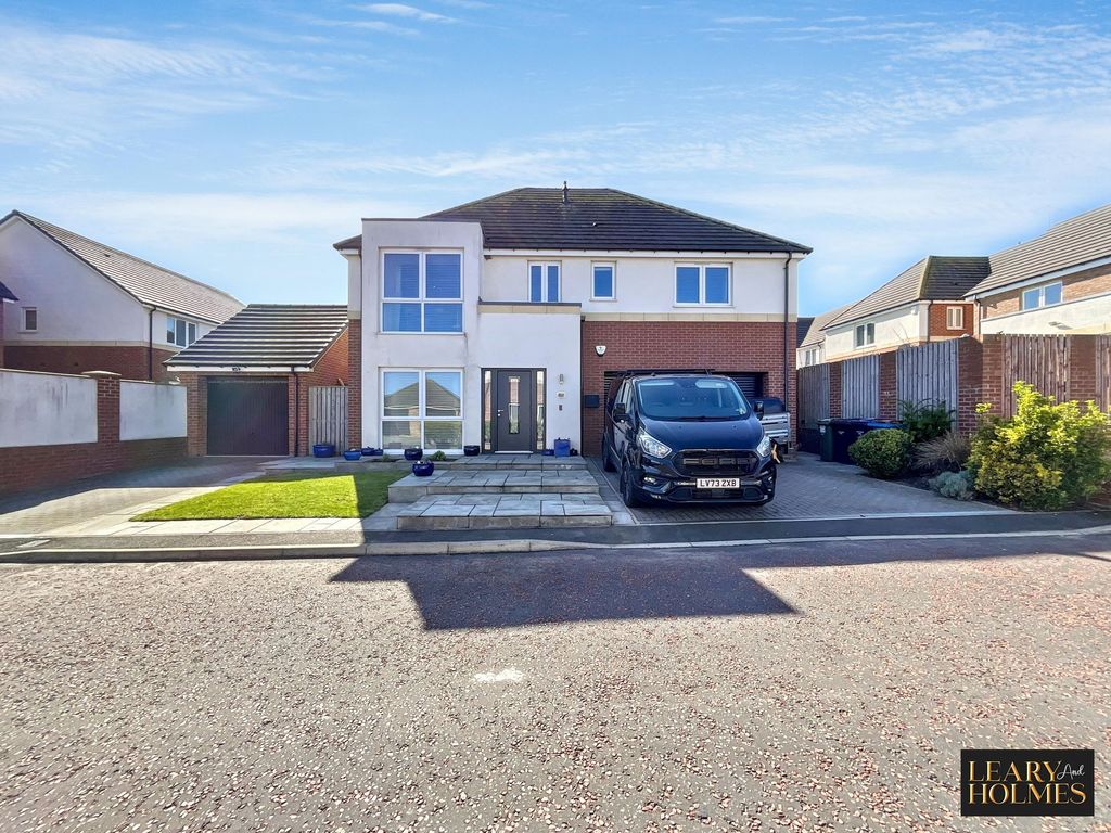 Property photo 1 of 41