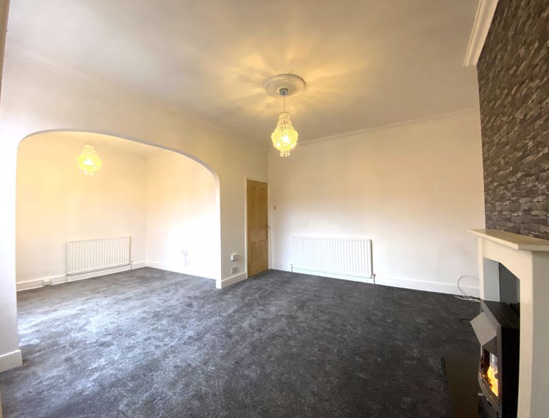 Property photo 3 of 11 Photo 7