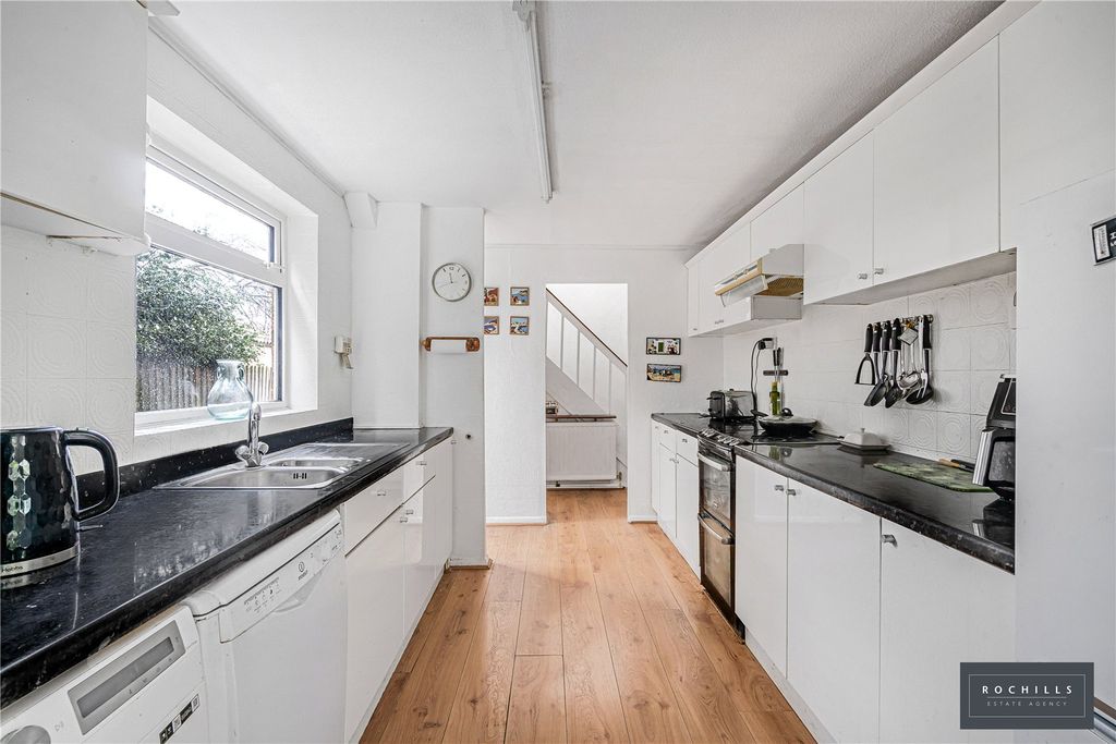 Property photo 2 of 23 Picture No. 03