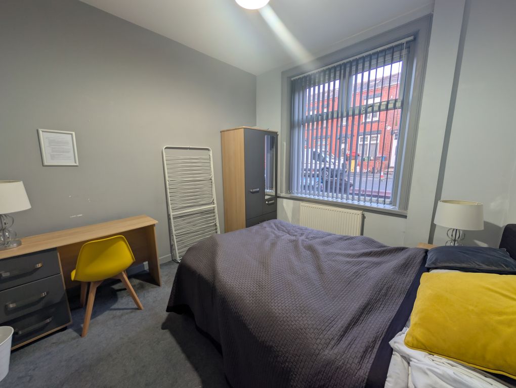 Property photo 1 of 4