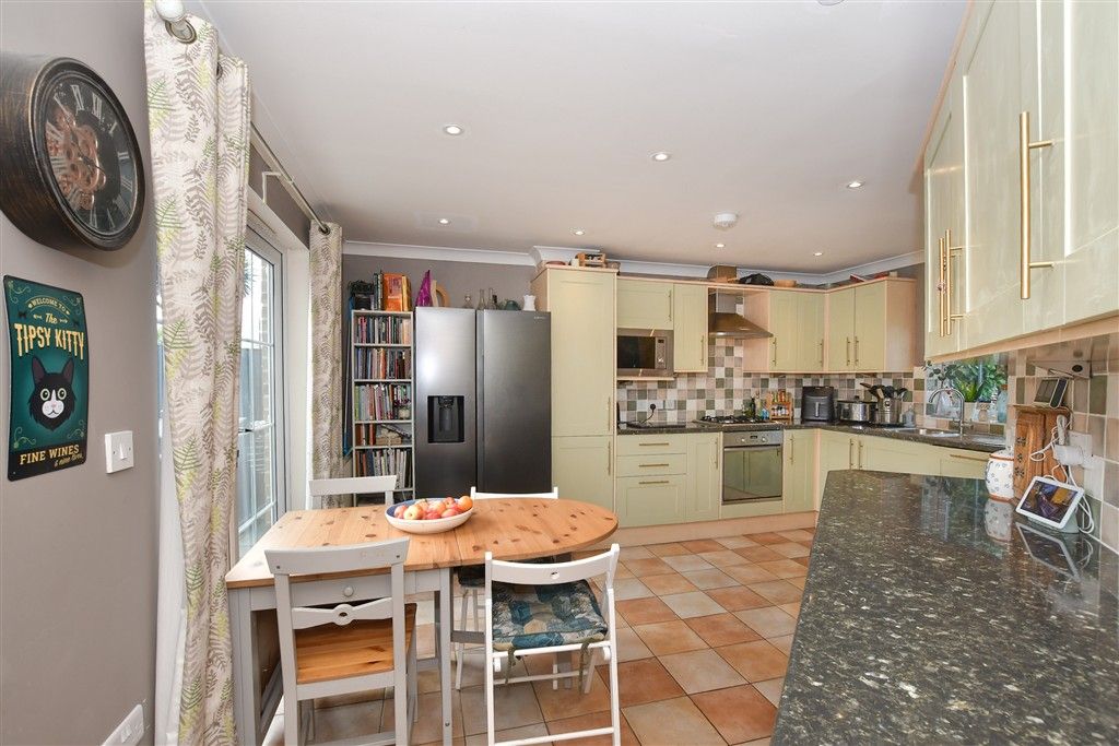 Property photo 3 of 12 Kitchen/Diner