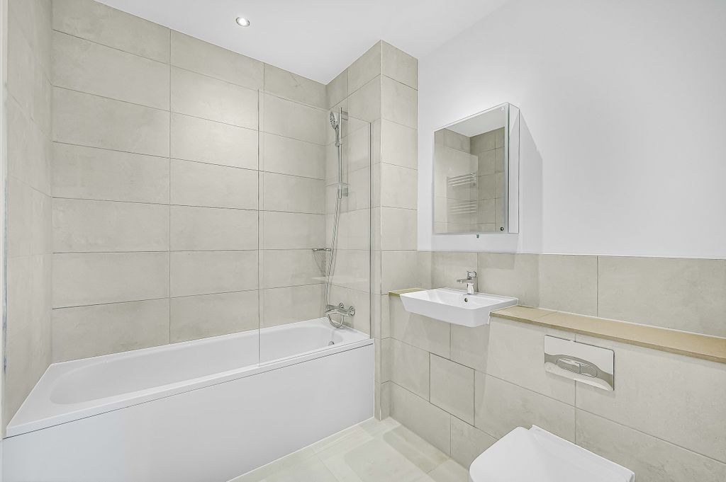 Property photo 3 of 10 Kfh_Flat_22_St_Andre