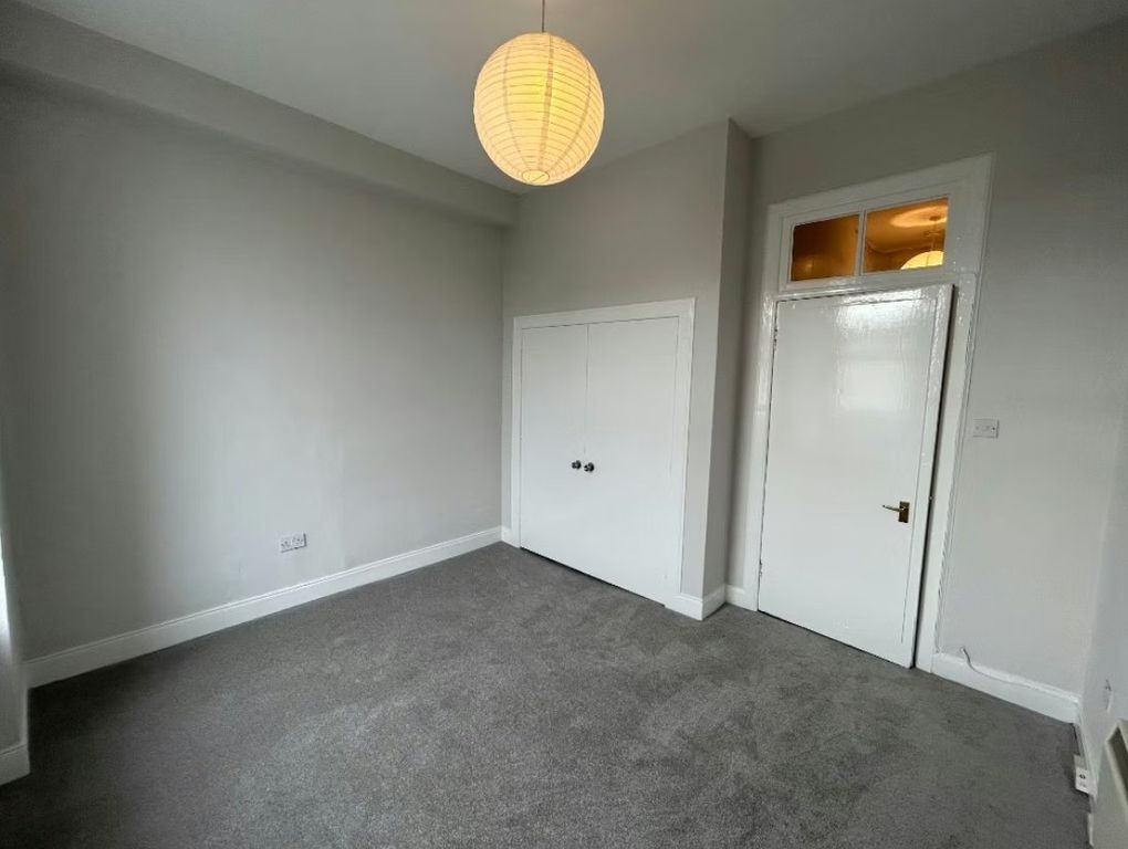 Property photo 3 of 5 Picture No. 04