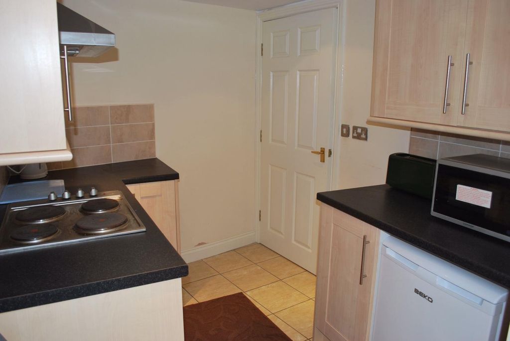 Property photo 2 of 7 2