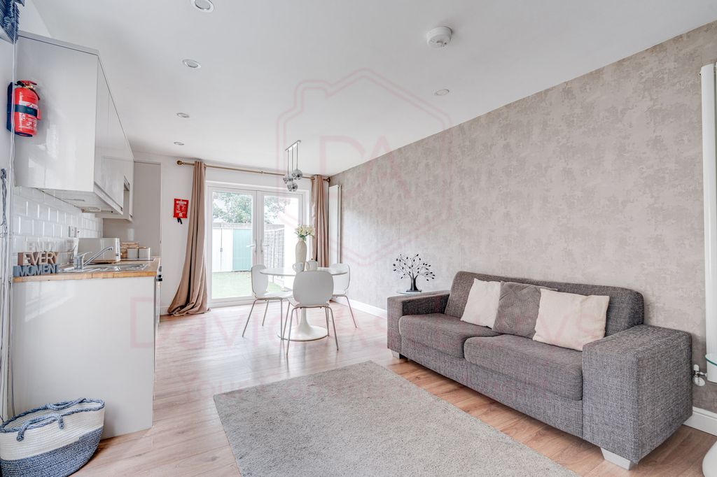 Property photo 1 of 12 Dsc01932Hdr