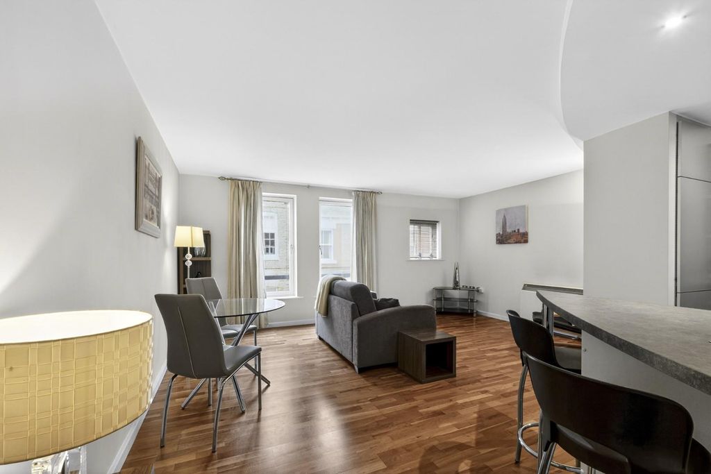 Property photo 3 of 16 Pnmb0429.Jpg