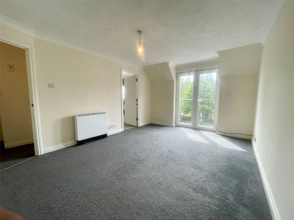 Property photo 3 of 10 Picture No. 14