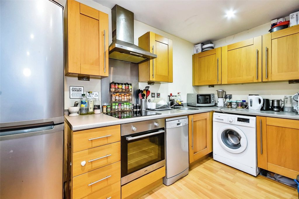 Property photo 3 of 13 Picture No. 04