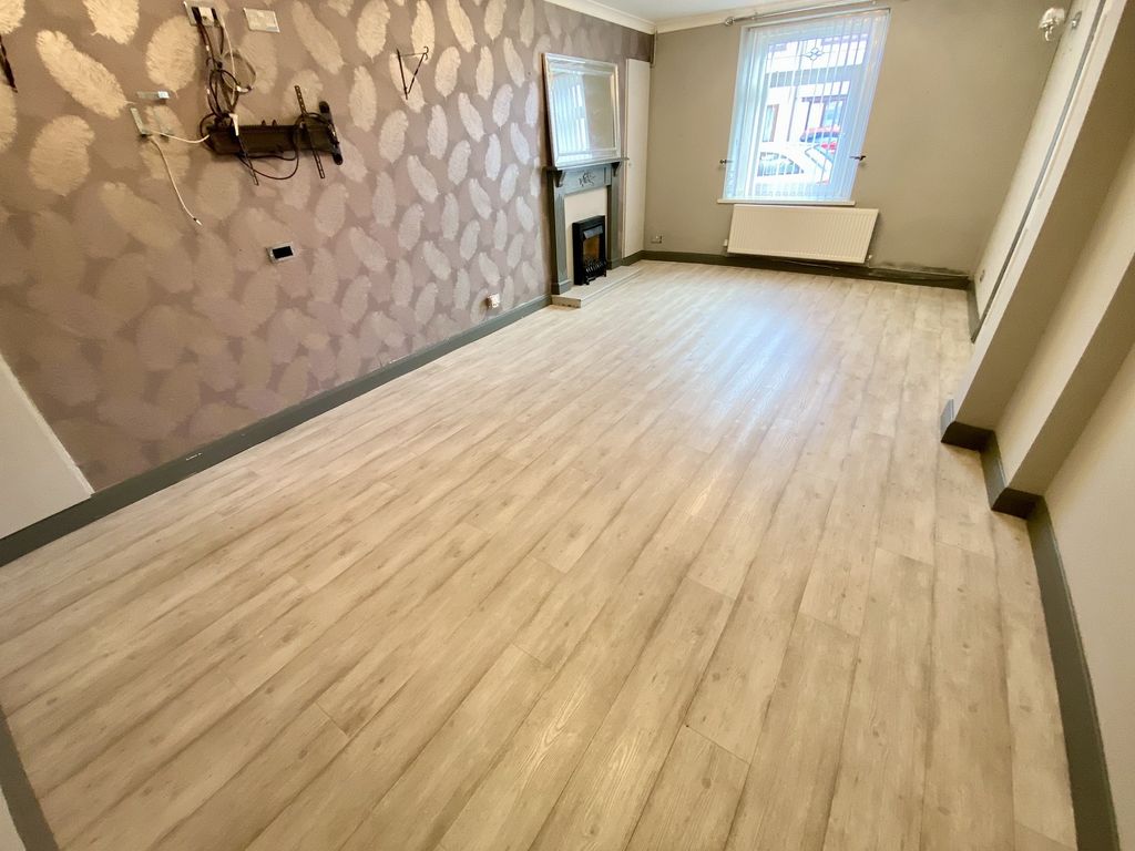 Property photo 2 of 16 Lounge-Dining Room