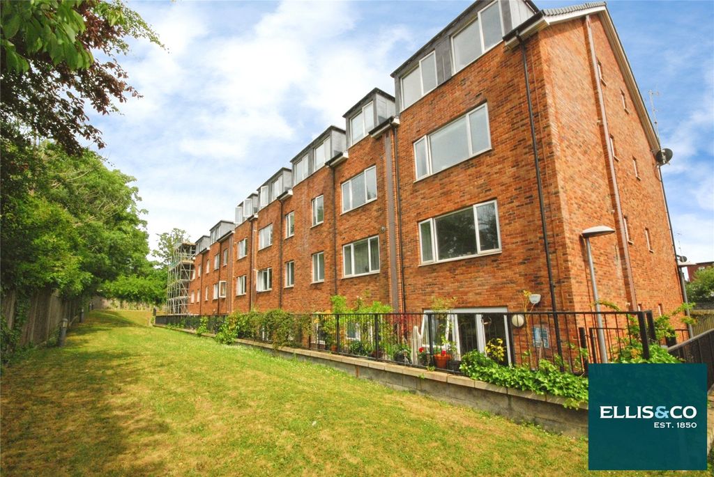 Property photo 3 of 13 Picture No. 06