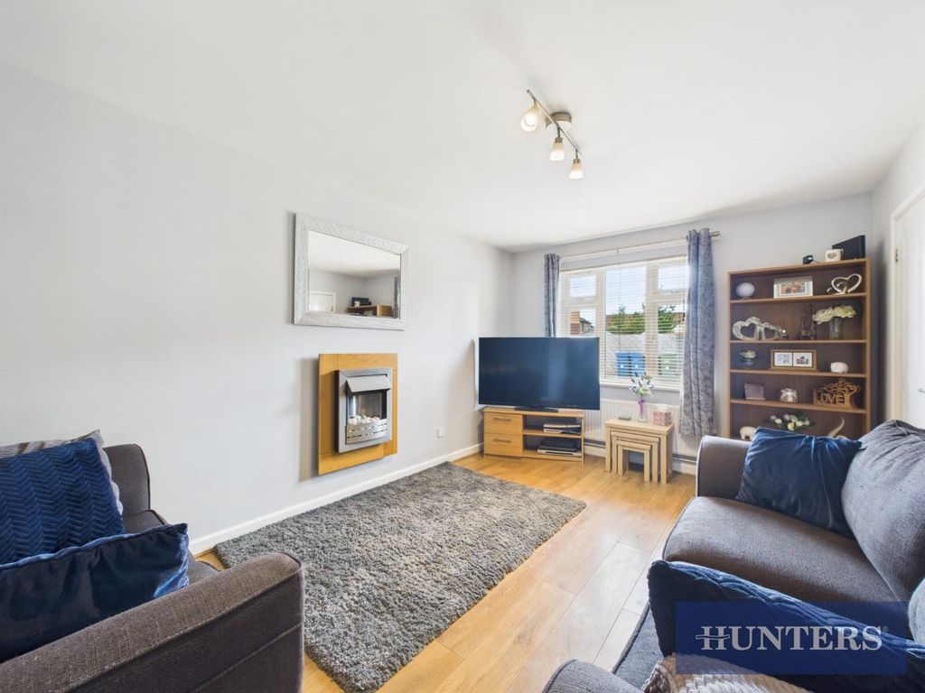 Property photo 3 of 15 Cam05333G0-Pr0223-Still013.Jpg