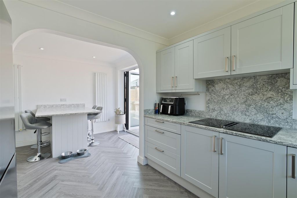 Property photo 1 of 19 Kitchen - Breakfast Room..Jpg