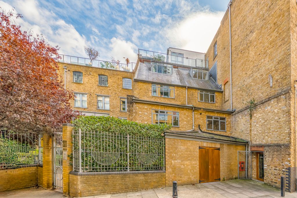 Property photo 3 of 9 Picture No. 13