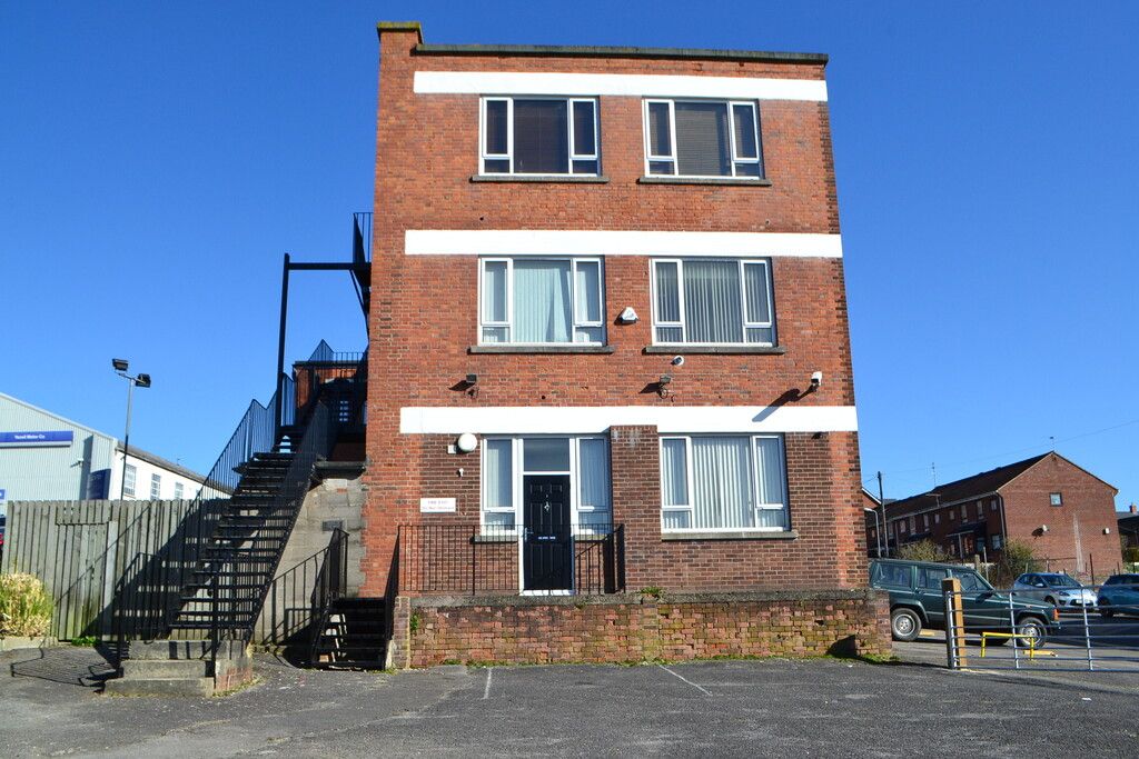Property photo 1 of 6 Front External