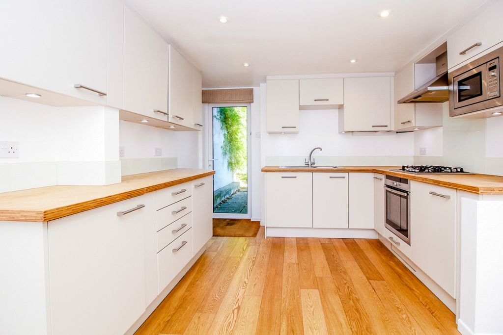 Property photo 3 of 9 23703