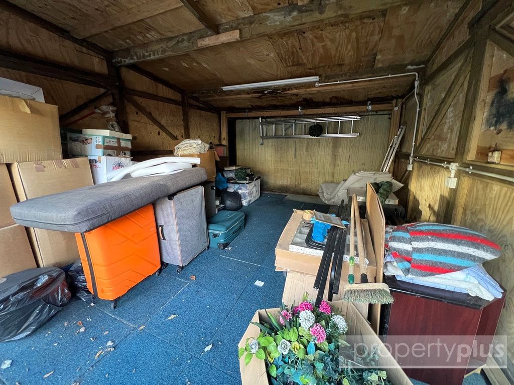 Property photo 3 of 3 Picture No. 03