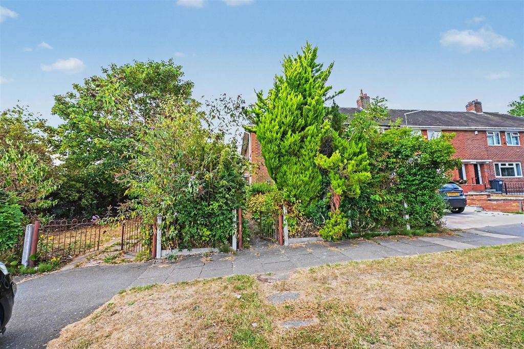 Property photo 1 of 15 Front Dp.Jpg