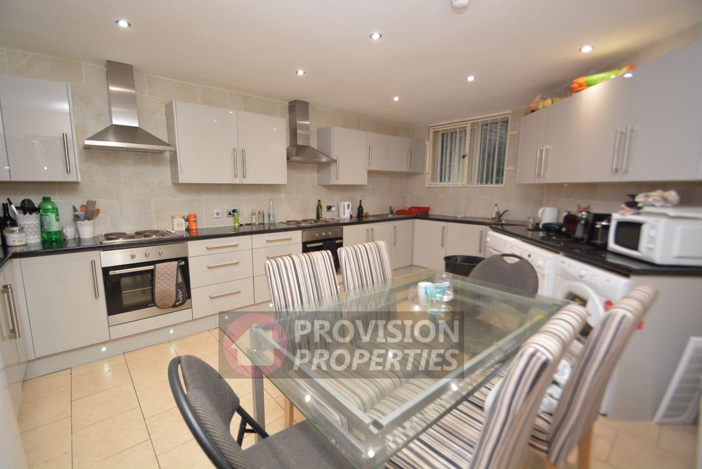 Property photo 1 of 16 Photo
