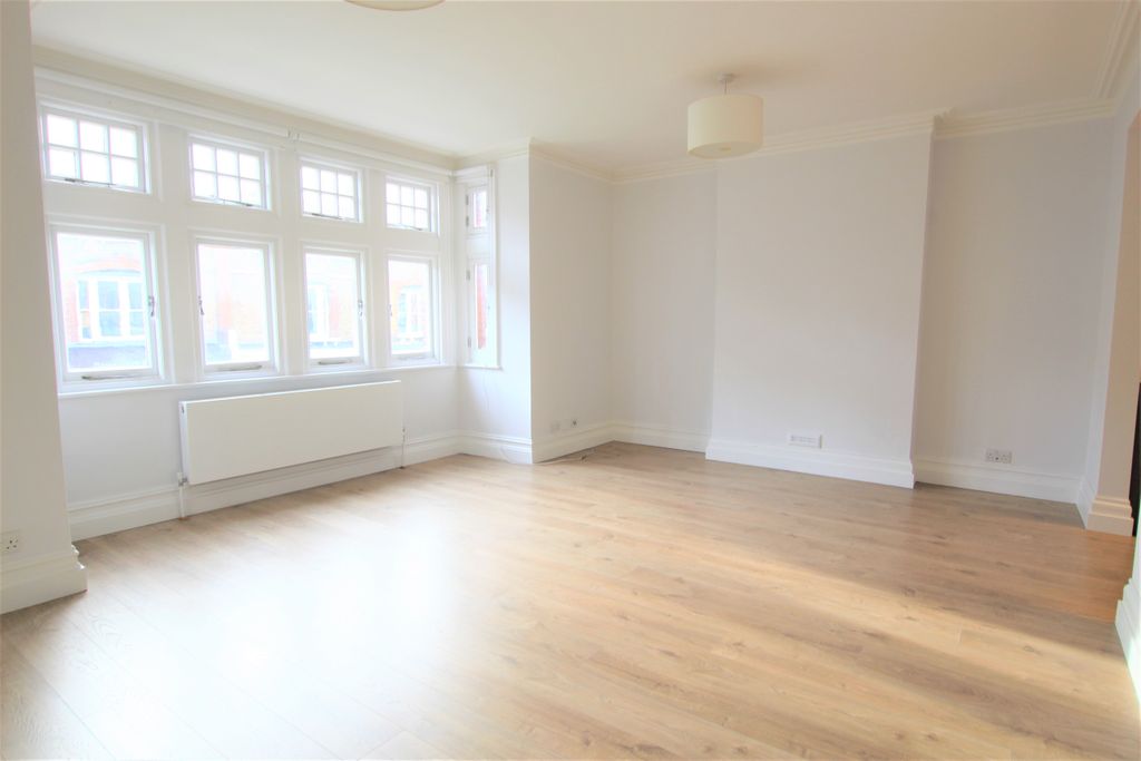 Property photo 3 of 7 3 Lounge Angle 2.Jpg