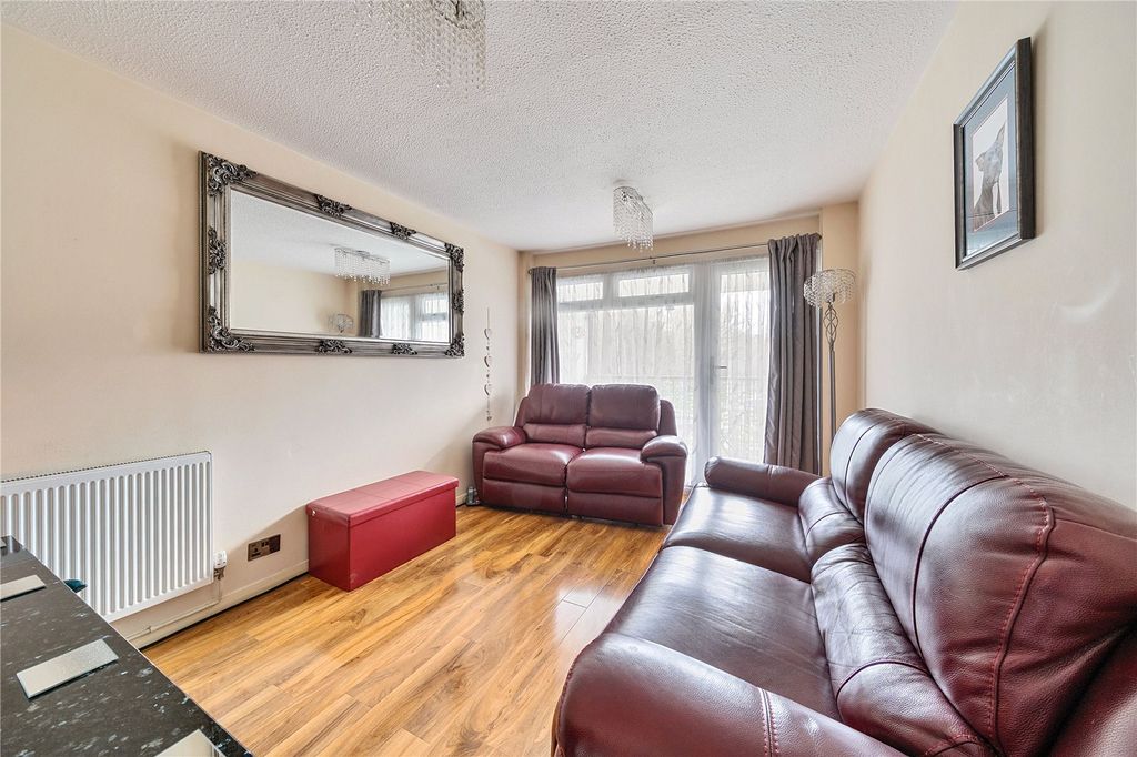 Property photo 3 of 20 Picture No. 02