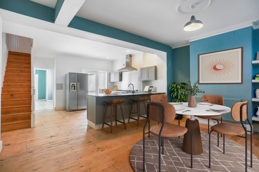 Property photo 3 of 16 296A2224