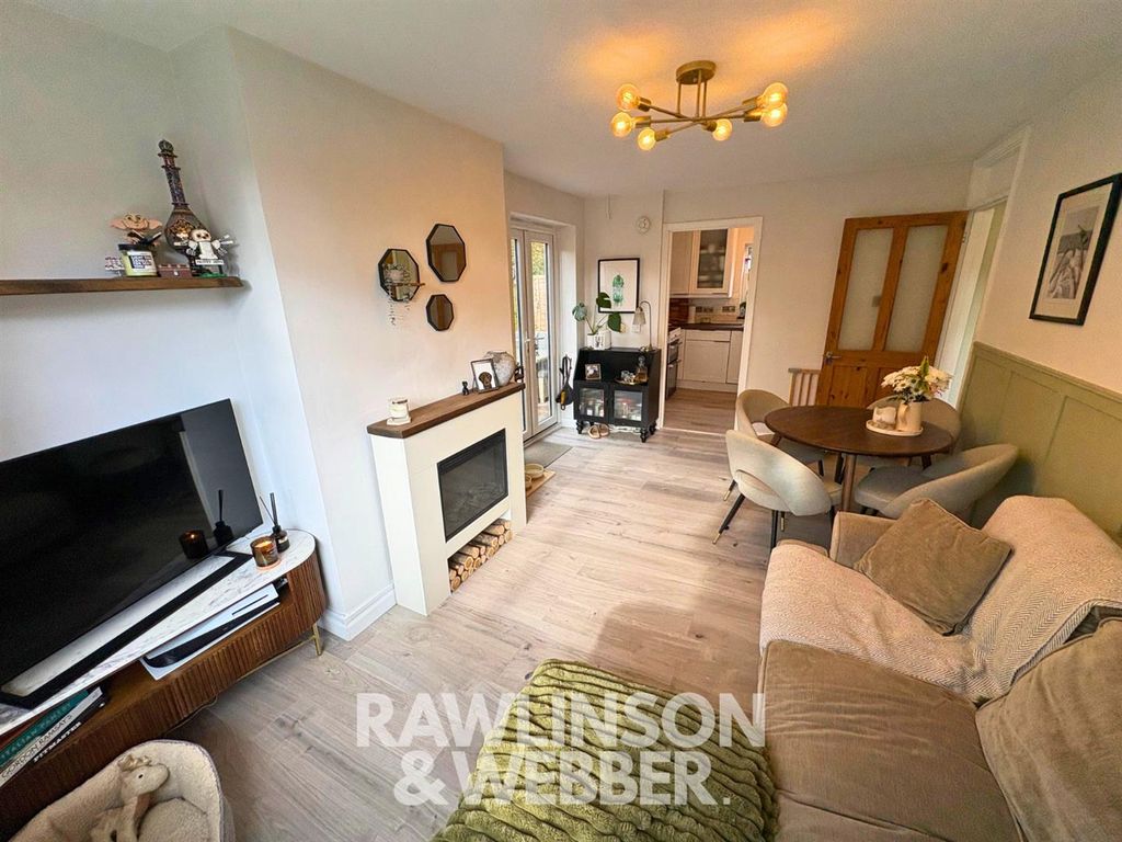 Property photo 3 of 12 Untitled Design (12).Png