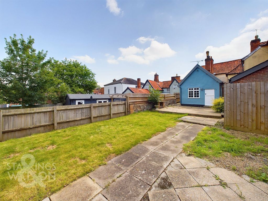 Property photo 3 of 33