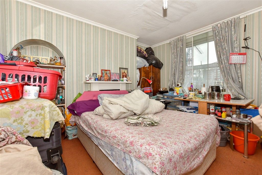 Property photo 2 of 9 Bedroom 1